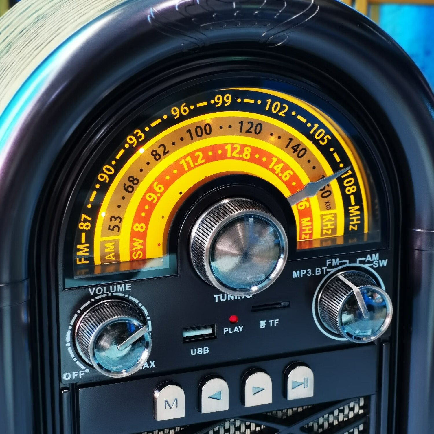 R-1950BT Retro Portable Rechar - огляд і ціна Audio Music Apple